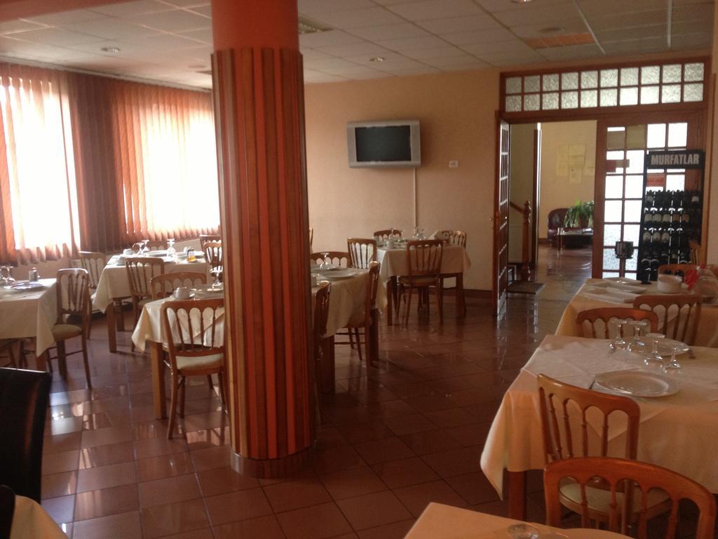 Hotel Lotus Arad Kültér fotó